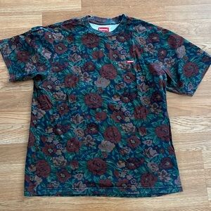 Supreme Tee